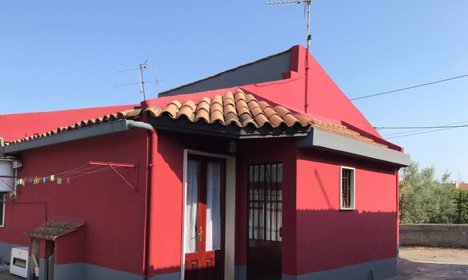 Fiumefreddo di Sicilia House | Cozy Holiday Home "NONNA SANTA" with Oceanfront Views