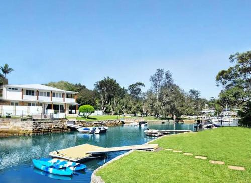 Newport House | Waterfront Holiday: Kayak, Swim, and Relax by the Sea