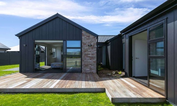Wharewaka House | Unmatched Lake View at Holiday Pavilion in Taupo