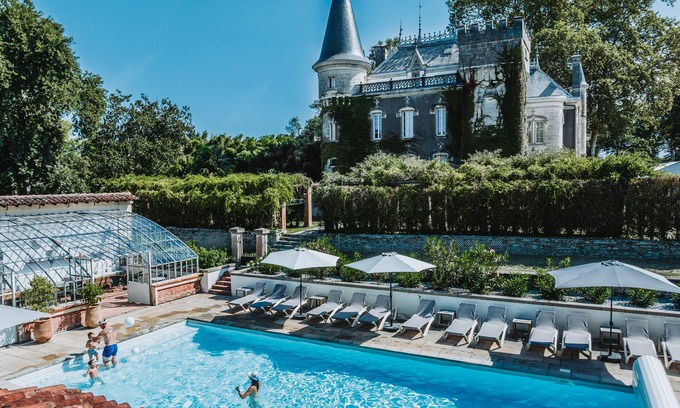 Linxe House | Exquisite Château Belle Epoque: Oceanfront Retreat for 5