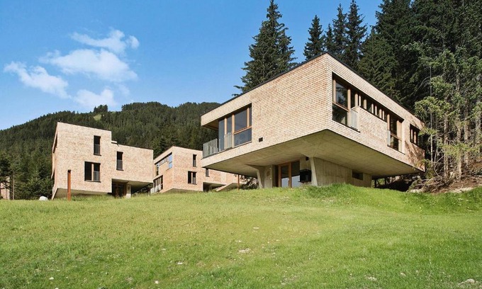 Großdorf Ski Chalet | Discover Gradonna Chalet Resort: Pet-Friendly Retreat Awaits