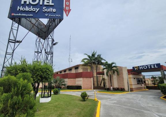Cabudare Hotel | Budget-Friendly Holiday Suite with Breakfast & Family Amenities