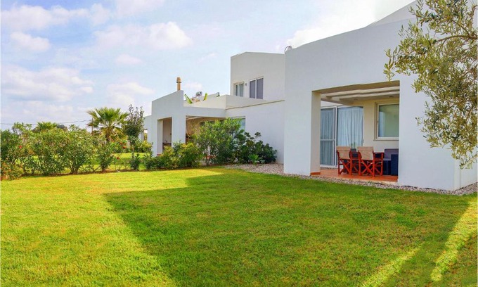 Andravida-Kyllini House | Relax at Holiday Villa Kyllini: Family-Friendly Retreat