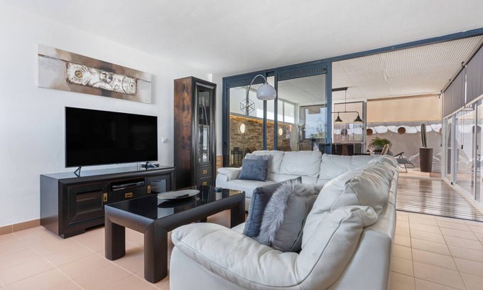 Bahia Calma Apartment | Holidays at 'Casa Carmina' with Sea View, Wi-Fi and Air Conditioning