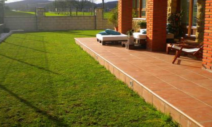 Mazcuerras Ski Chalet | Escape to Beach and Mountain Bliss with Pet-Friendly Amenities