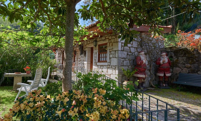 Caminha Cottage | Relaxing Holidays in Nature at Casa dos Bebados