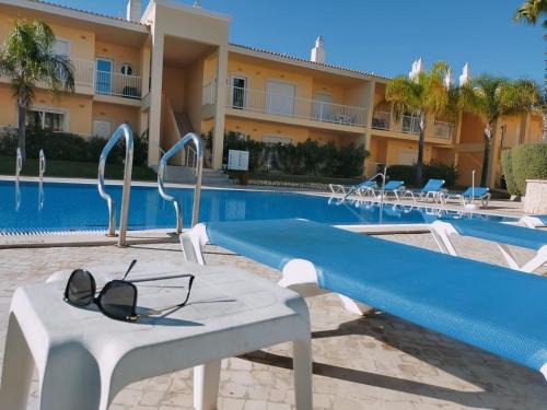 Vale de Parra Apartment | Discover Holidays in Albufeira - Family-Friendly Retreat