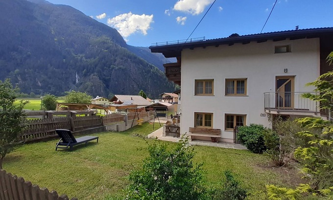 Umhausen Apartment | Serene Getaway in Nature with Garden Views - Apt Sabine