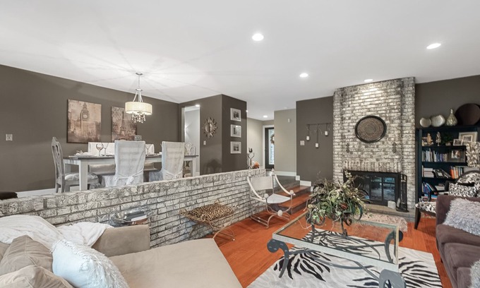 Ballwin House | Relaxing 3-Bedroom Retreat with Private Saltwater Pool