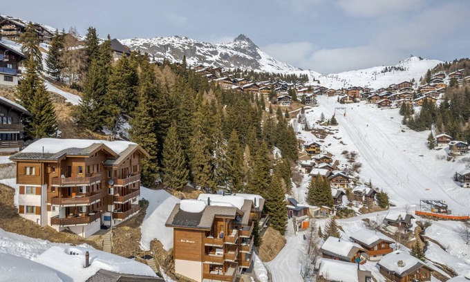 Bettmeralp Apartment | Discover the Aletsch Glacier at Unesco World Natural Site