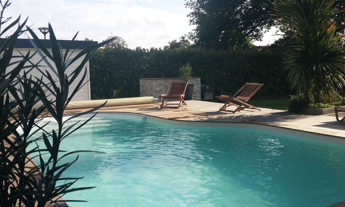 Tosse House | Perfect Family Getaway with Pool and Spa Amenities