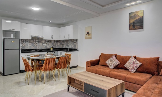 Tamrhakht Apartment | HolidayStudio