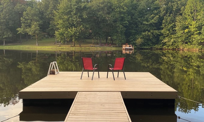 Altamont Cottage | Hollerback Hunt & Yacht Club: Family-Friendly Retreat