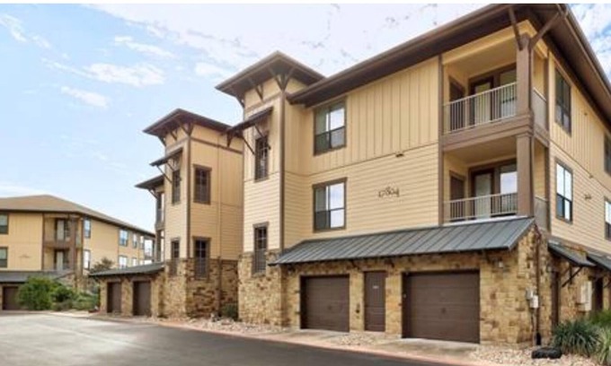 Leander Condo | Premier Lake Travis Condo Near Northshore Marina, 10/10 Rated