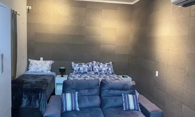 Vila Mariana Apartment | Hollycross Kitnet: Cozy Retreat with Gourmet Space