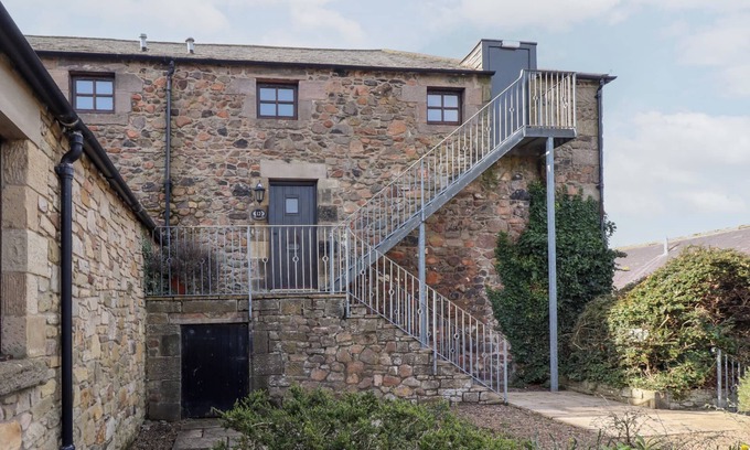 Akeld Cottage | Family-Friendly Hollyhock Cottage in Picturesque Wooler