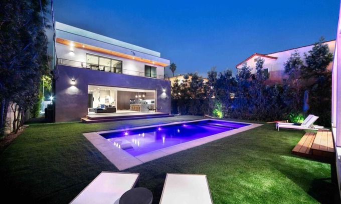 Melrose Villa | Hollywood Hills Villa with Pool, Rooftop & Parking - 10/10!