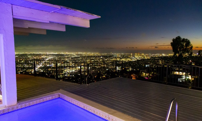 Hollywood Hills West House | Experience Jetliner Views in Hollywood Hills with Premier Amenities
