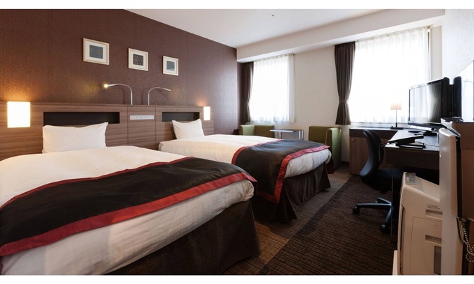 Onomichi Hotel | Comfortable Hollywood Twin Room with Breakfast in Onomichi