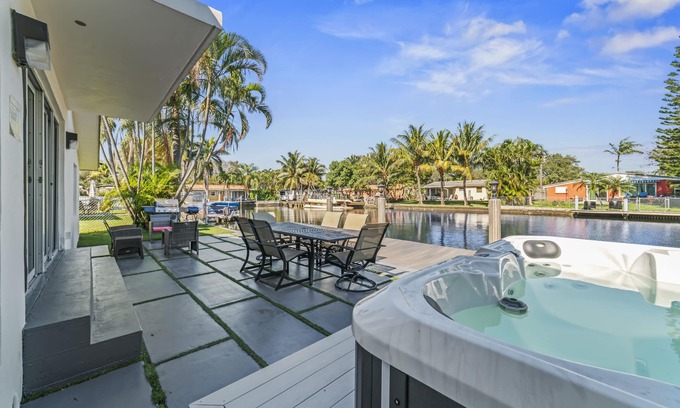 North Central Hollywood House | Modern Hollywood Villa by the Water with Dock & Hot Tub