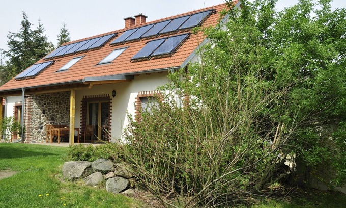 Gorzig House | Spacious Holunderhaus: Family-Friendly Retreat with Pool