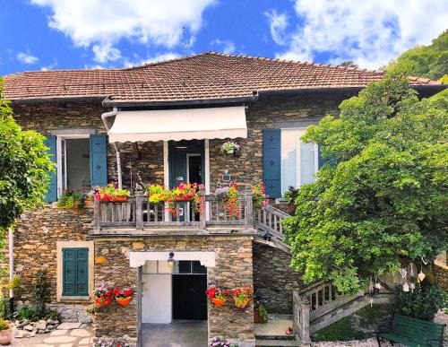 Ghiffa Bed & Breakfast | Experience Holy Lake: Oceanfront Paradise with Top Amenities