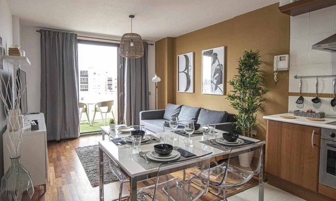 Arrecife Apartment | Discover Holyhome Arrecife City: Ideal for Families and Relaxation