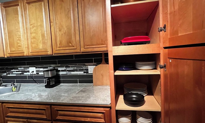 Holyoke House | Holyoke House Oasis - Fast Wifi, Spacious, Quiet Neighborhood