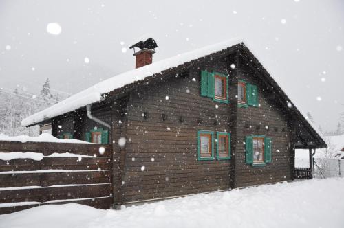 Hinterstoder House | Top-Rated Holzhaus in Hinterstoder with Pool & Breakfast