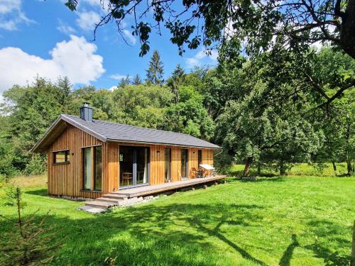 Judenbach House | Cozy Holzhaus with Fireplace by the Trout River