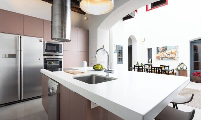 Historical Center Ski Chalet | Stylish Design House in La Laguna Center with Spa & Breakfast