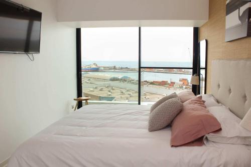 Historical District Apartment | Cozy 1-Bedroom Ocean View Apartment with Pool Access