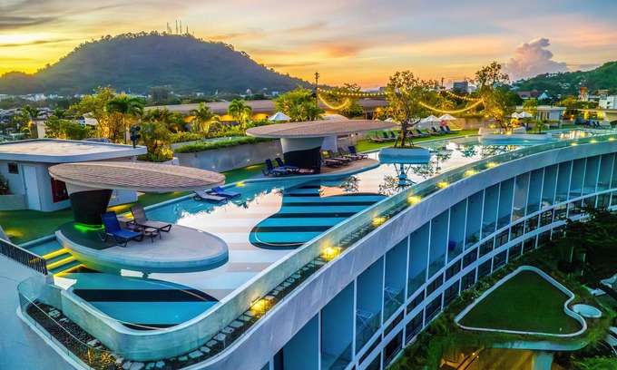 Phuket Apartment | Discover HOMA Phuket Town: 4-Star Gem with Pool & Spa