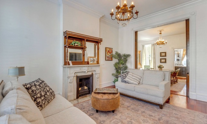 Lafayette Square House | Home 2 Mi to Dtwn St Louis: Great for Families!