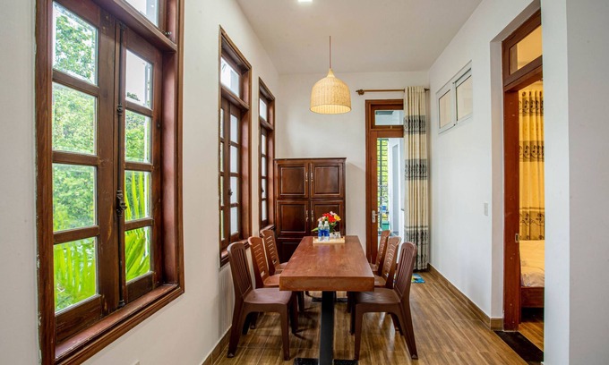 Thuy Xuan Villa | Cozy Home 2: Inviting Second Floor with Breakfast Included