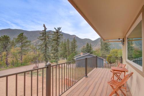 Cascade Villa | Cozy Mountain Cabin: Your Family-Friendly Retreat