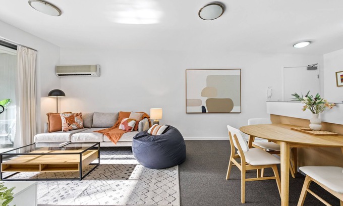 Spring Hill Apartment | Your Perfect Getaway: 2-Bedroom Retreat with Pool