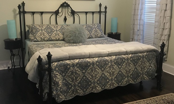 Goodlettsville House | Experience Comfort in Our King Suite - Rated 10/10!