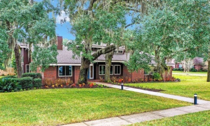 Jacksonville House | Ideal Getaway Near JU with Ocean Views and Family Amenities