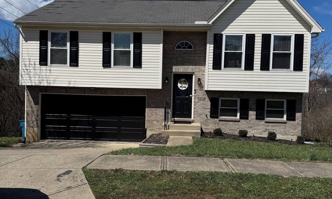 Dry Ridge House | Comfortable Retreat: Rated 10/10 with Family-Friendly Amenities