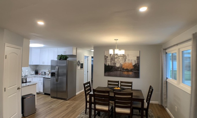 Riverside House | Cozy Retreat Minutes from Attractions & Family-Friendly Amenities