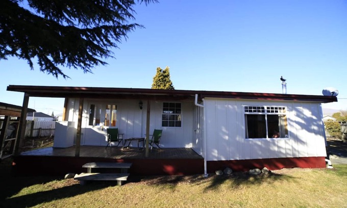 Twizel House | Inviting Retreat in Twizel with Free WiFi and Breakfast
