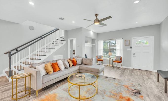 Greater East End Hotel | Cozy Home Away from Home with Breakfast & Family Amenities