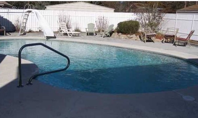 Lynn Haven House | Cozy Retreat with Salt Water Pool & Hot Tub - Guest Rated 9.8
