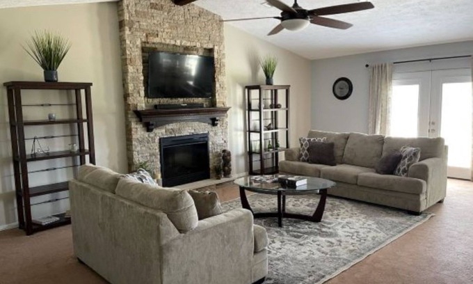 Panama City House | Comfortable Retreat in a Family-Friendly Neighborhood