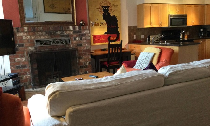 Kitsilano House | Welcoming Retreat for Short or Long-Term Stays