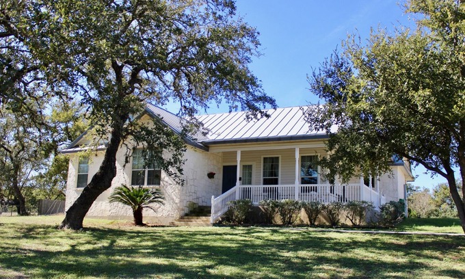 Wetmore House | Idyllic Retreat: Country Living Minutes from City Amenities