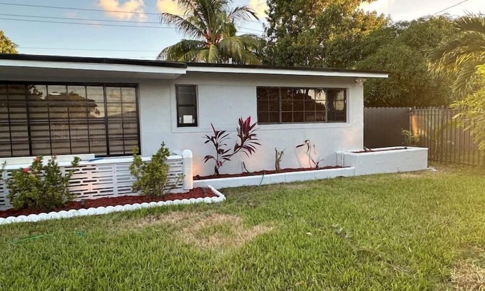 Miami Gardens House | Discover Your Home Away from Home in Miami Gardens