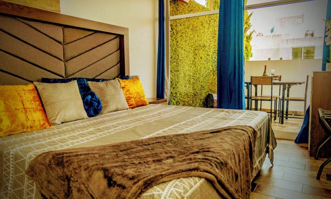Queretaro House | Discover Comfort at Candiles in South Center Querétaro