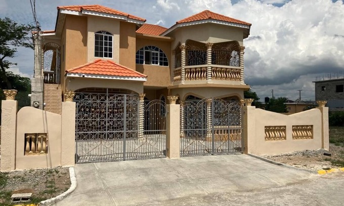 Spanish Town House | Relaxing Retreat in St. Catherine with Spa and Hot Tub
